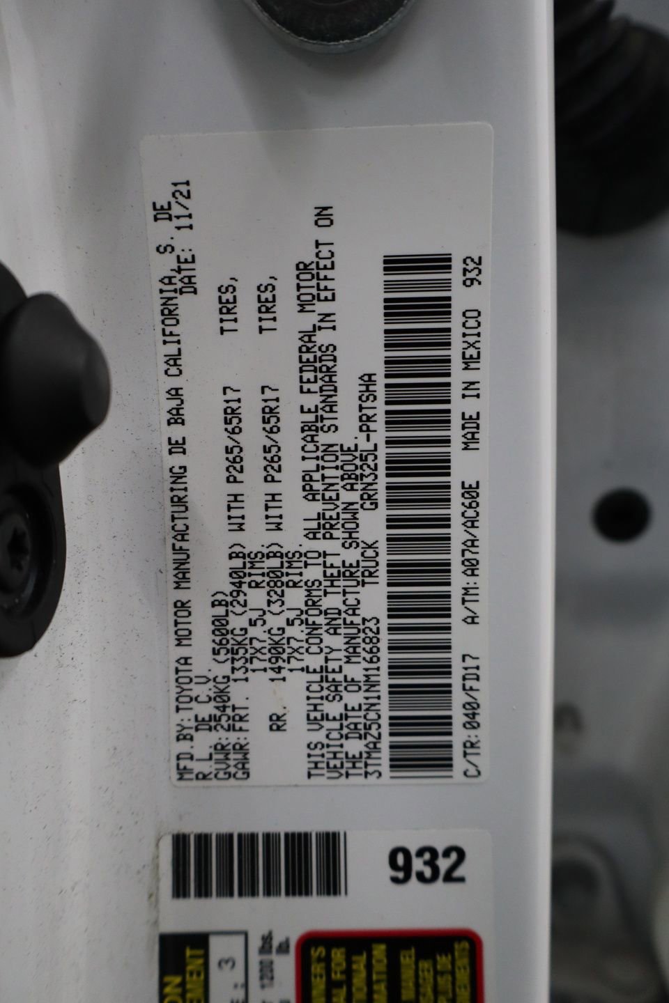 Used 2022 Toyota Tacoma TRD Sport w/ Technology Package image 37