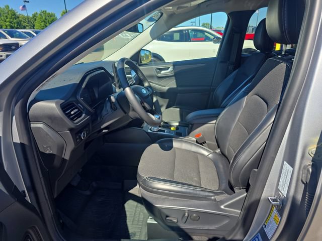 Certified 2024 Ford Escape SE FWD image 13