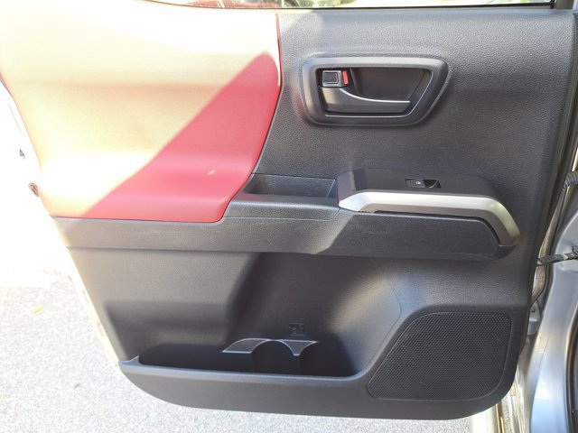 Used 2021 Toyota Tacoma SR5 image 15