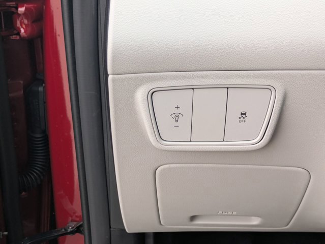 Used 2024 Hyundai Tucson SE image 15