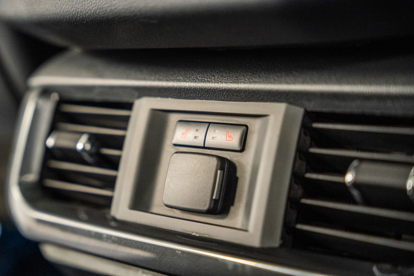 Certified 2023 Ford F150 Lariat w/ Equipment Group 502A High image 42