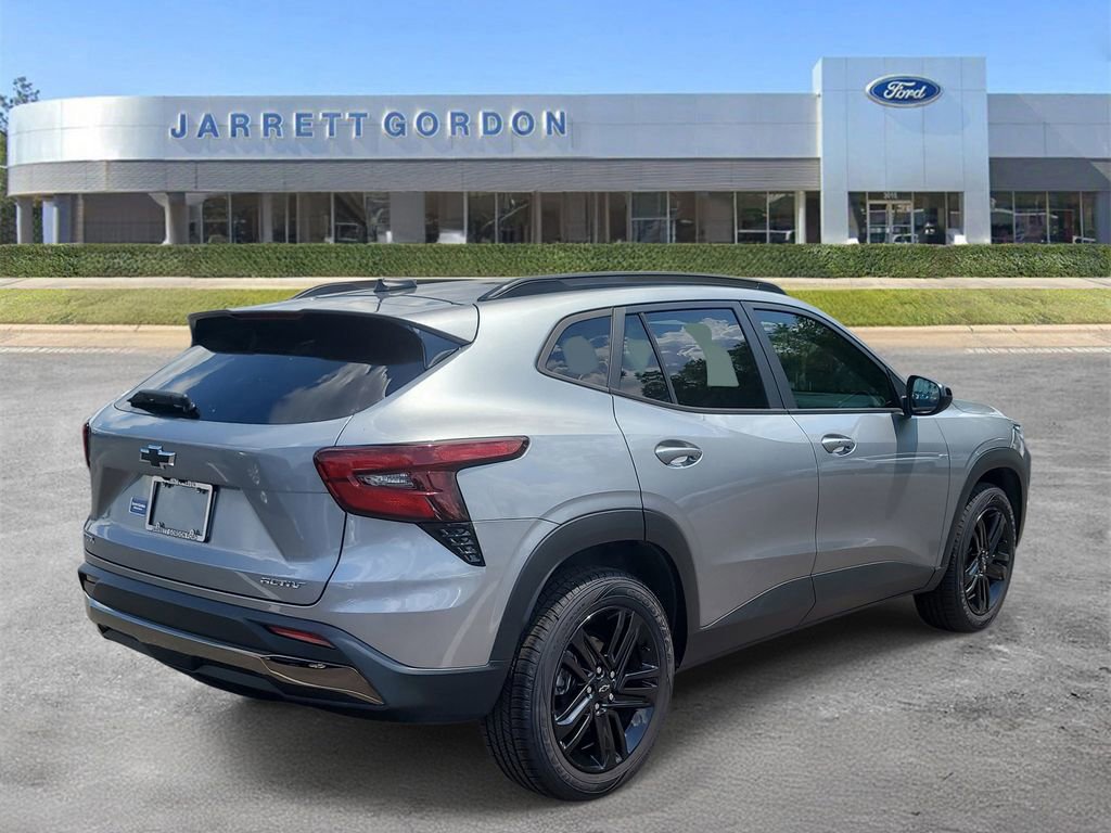 Used 2024 Chevrolet Trax ACTIV image 3