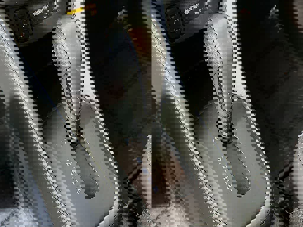 Used 2021 Chevrolet Trax LT w/ Driver Confidence Package image 21