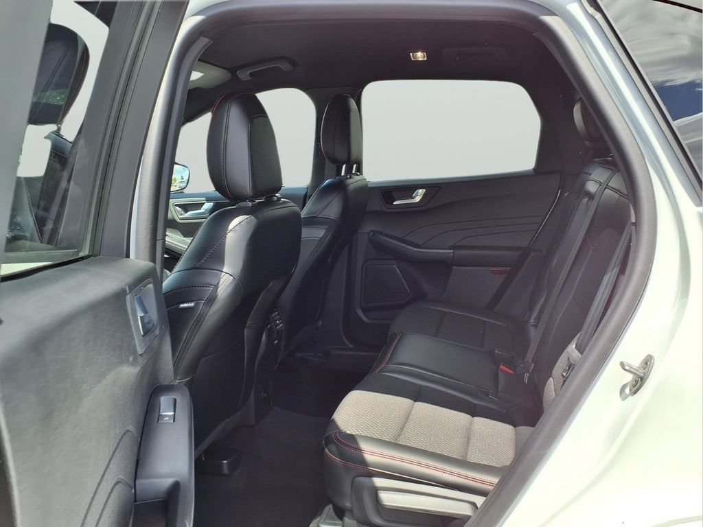 Certified 2023 Ford Escape ST-Line w/ Tech Pack #1 FWD image 10