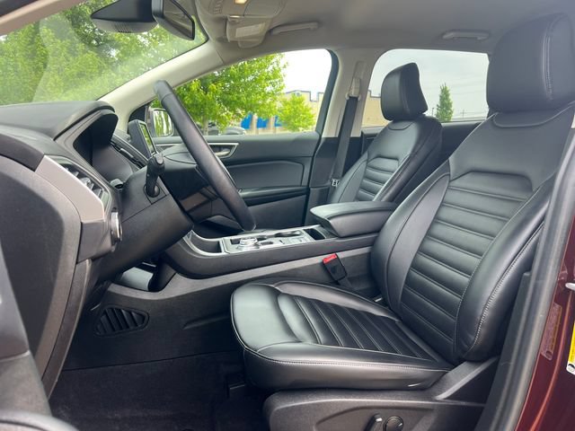 Certified 2023 Ford Edge SEL w/ Convenience Package AWD/4WD image 3