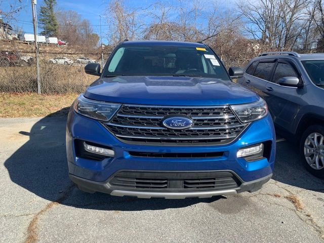 Certified 2023 Ford Explorer XLT w/ Equipment Group 202A image 7