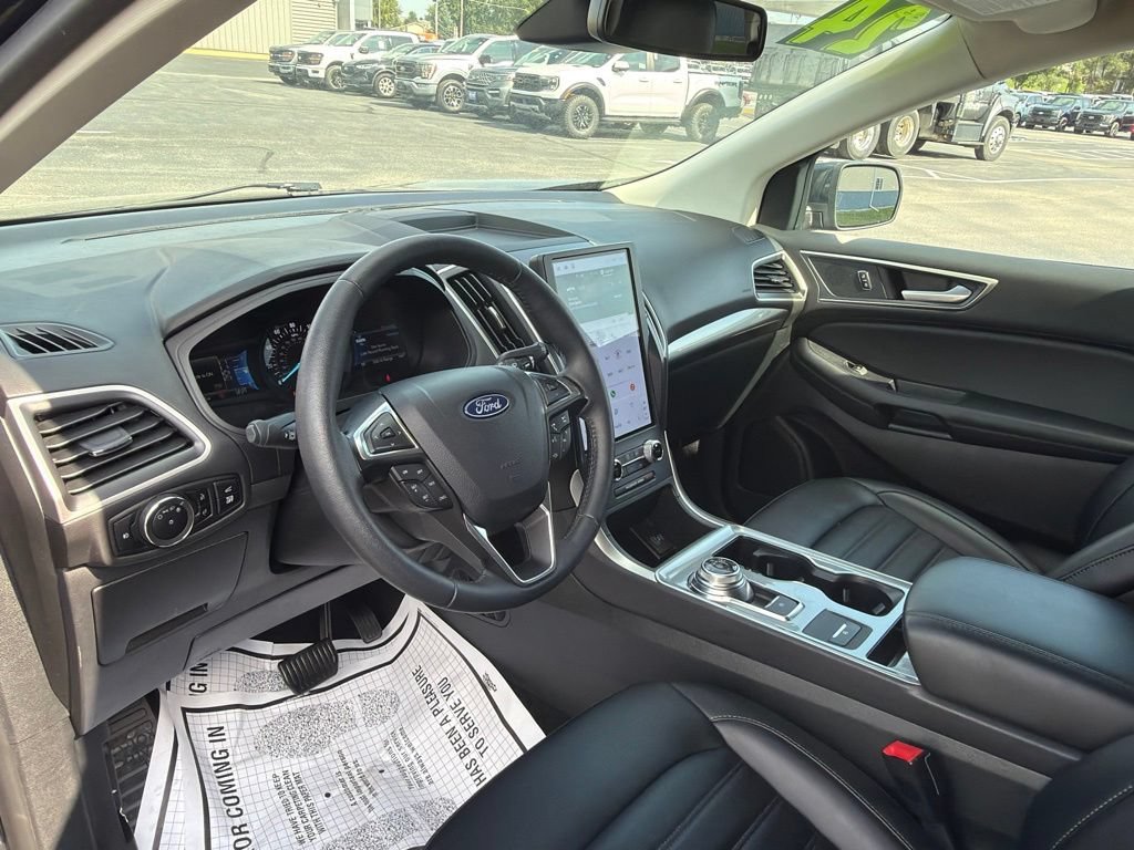 Certified 2024 Ford Edge SEL w/ Convenience Package AWD/4WD image 10