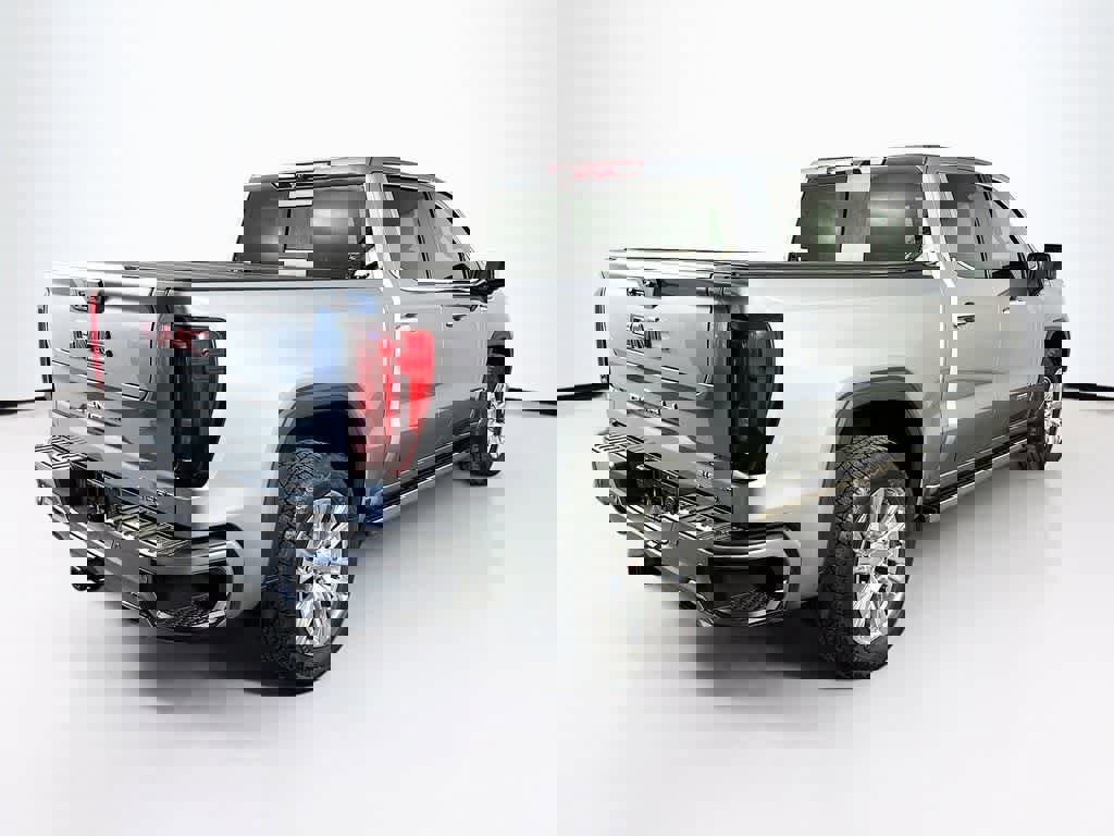 Used 2023 GMC Sierra 1500 Denali w/ Technology Package image 5
