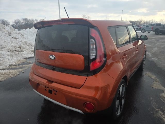 Used 2019 Kia Soul + image 4