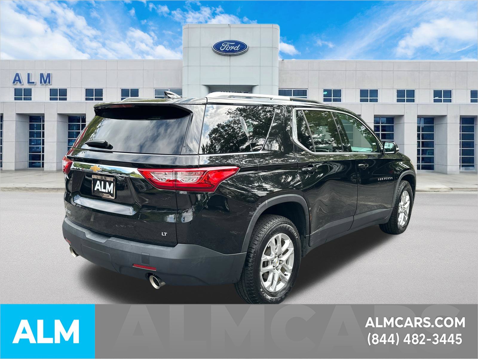 Used 2018 Chevrolet Traverse LT FWD image 5