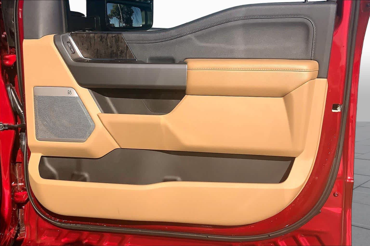 Certified 2025 Ford F450 Lariat w/ Lariat Ultimate Package AWD/4WD image 23