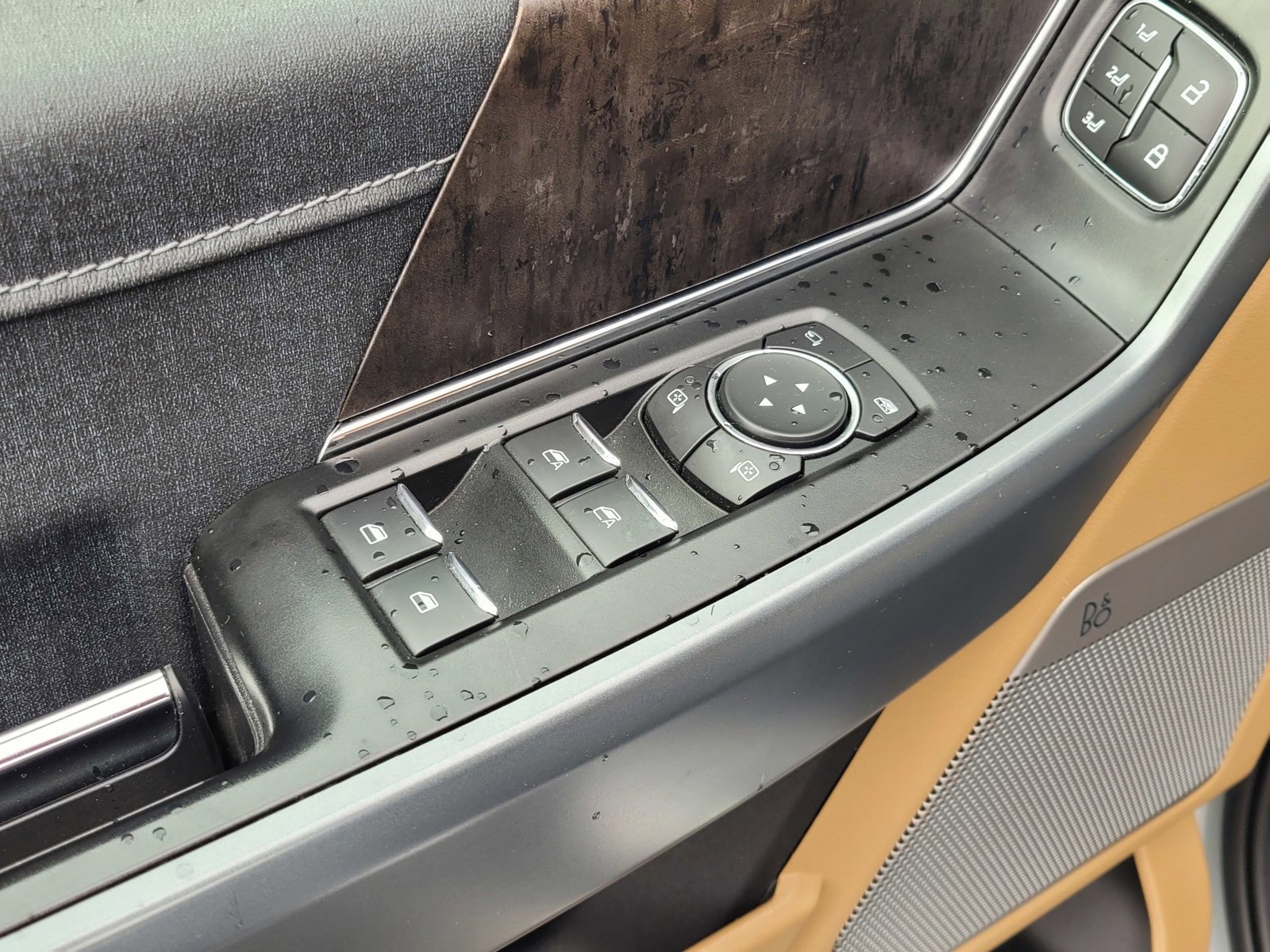 Certified 2022 Ford F150 Lariat w/ Equipment Group 502A High image 17