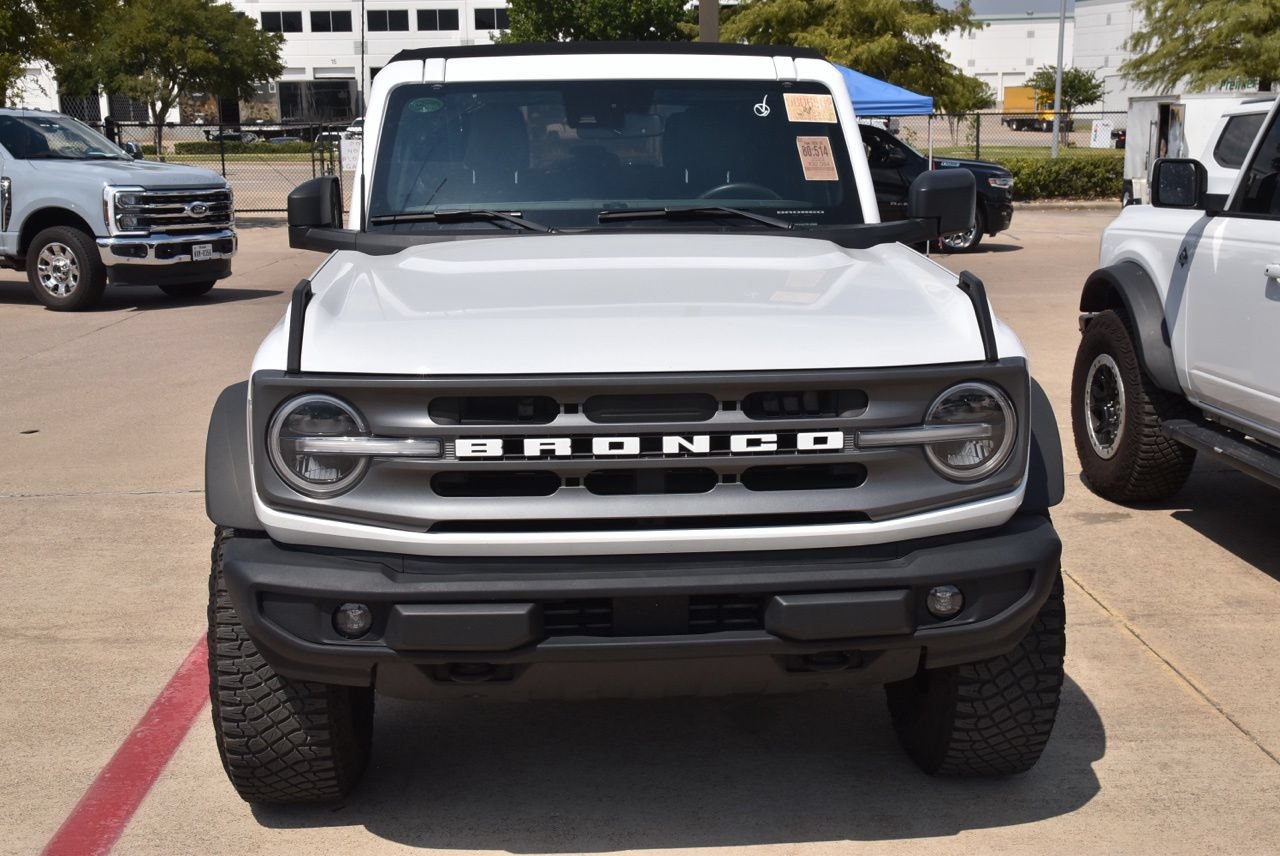Certified 2023 Ford Bronco Big Bend w/ Sasquatch Package AWD/4WD image 3