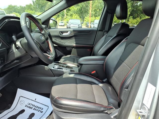 Certified 2024 Ford Escape ST-Line w/ Tech Pack #1 FWD image 12