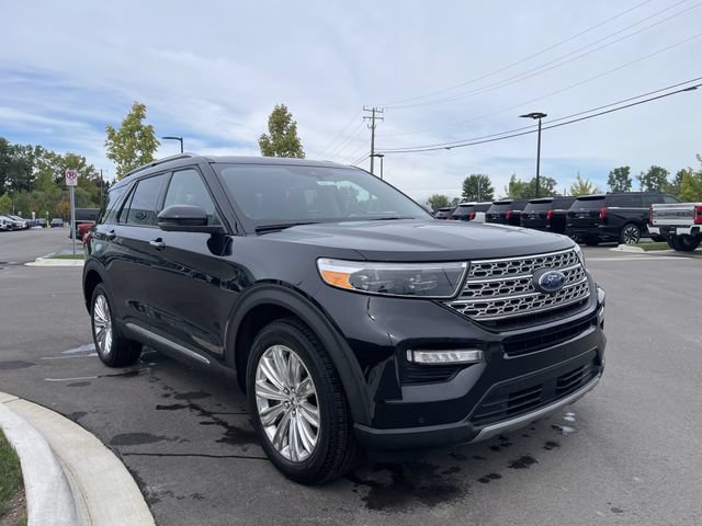 Certified 2023 Ford Explorer Limited w/ Equipment Group 301A AWD/4WD image 7