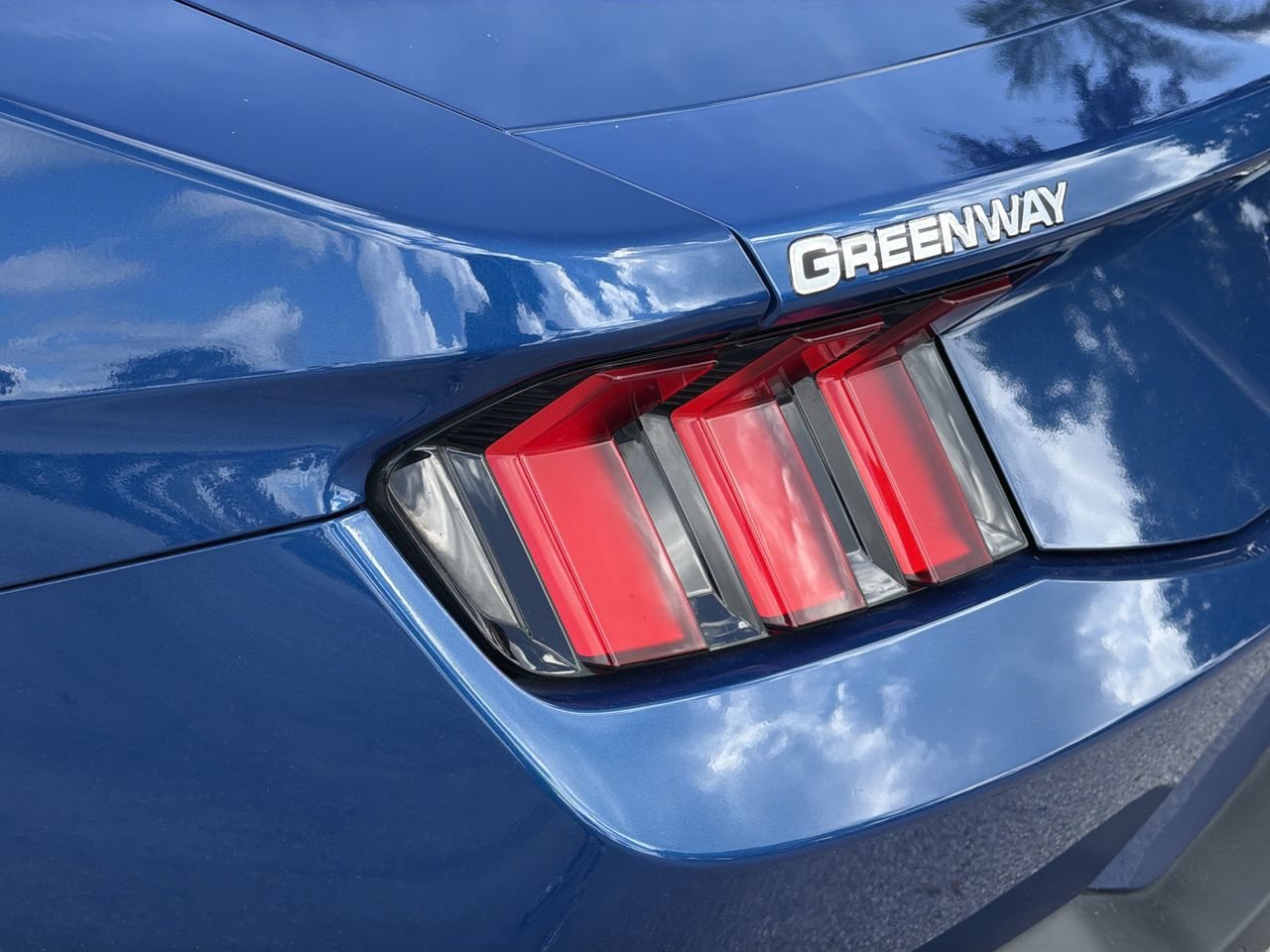 Certified 2024 Ford Mustang Coupe RWD image 7