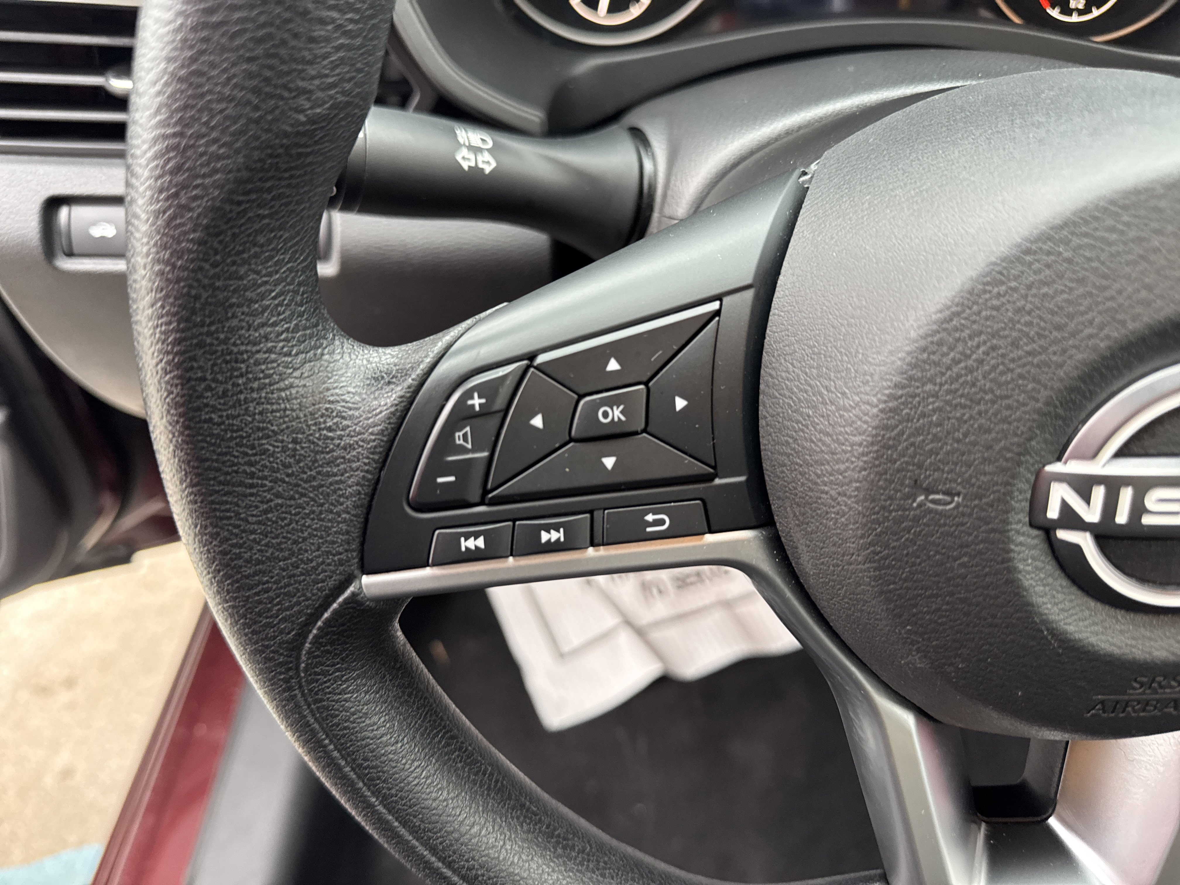 Used 2024 Nissan Altima 2.5 SV image 13