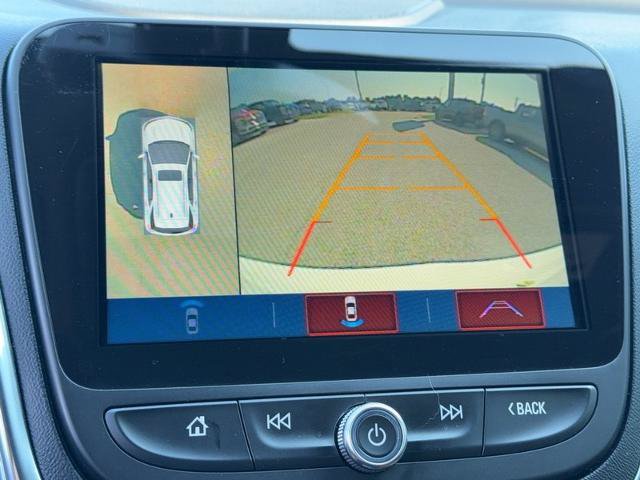 Used 2018 Chevrolet Equinox Premier w/ Infotainment II Package AWD/4WD image 26