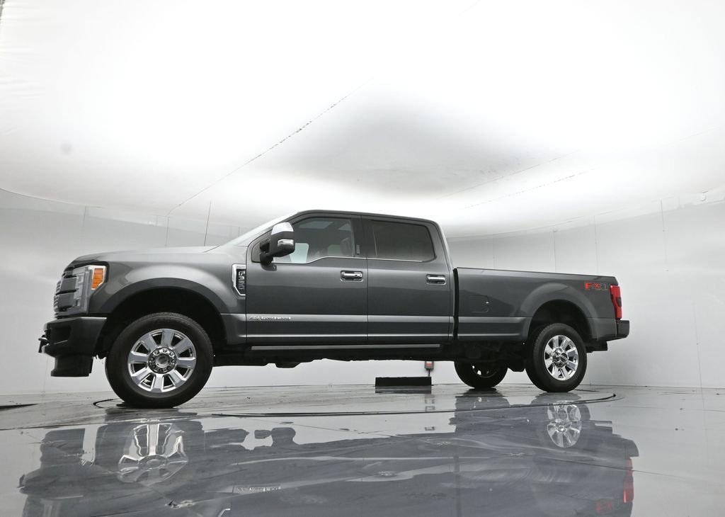 Certified 2018 Ford F350 Platinum w/ Platinum Ultimate Package image 22