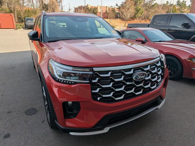 Certified 2025 Ford Explorer Platinum w/ Ultimate Package image 9