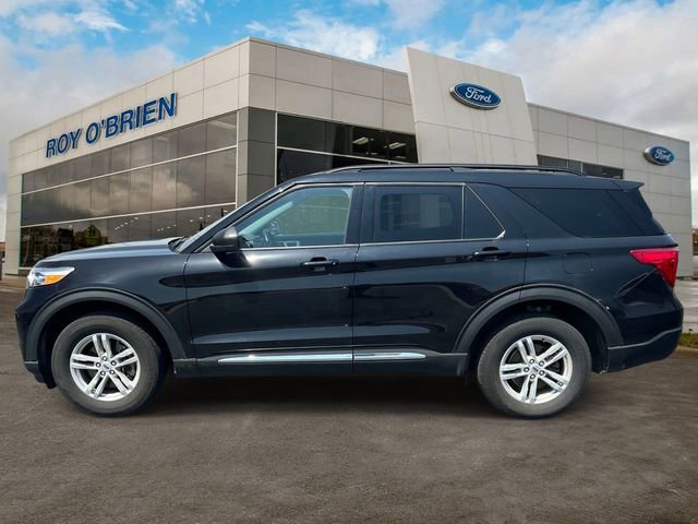 Certified 2023 Ford Explorer XLT w/ Equipment Group 202A AWD/4WD image 4