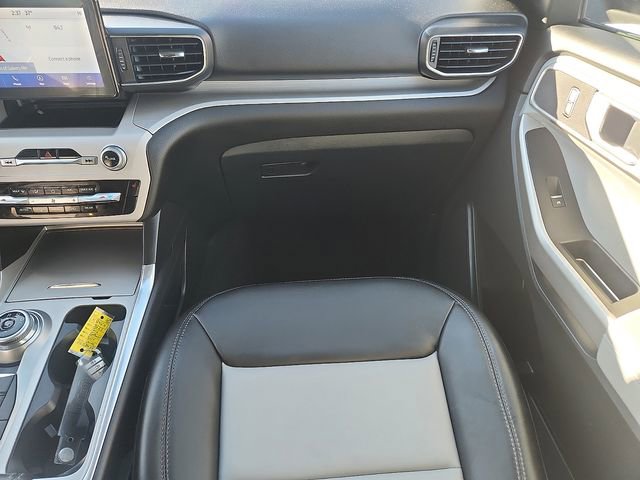 Certified 2023 Ford Explorer XLT w/ Equipment Group 202A image 10