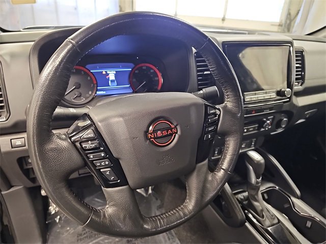 Used 2022 Nissan Frontier PRO-4X w/ Pro-4X Premium Package image 16