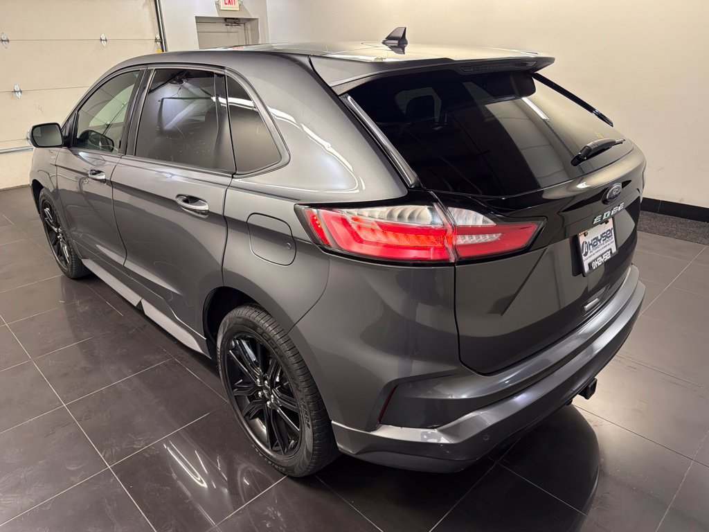 Certified 2024 Ford Edge ST-Line w/ Class II Trailer Tow Package AWD/4WD image 4