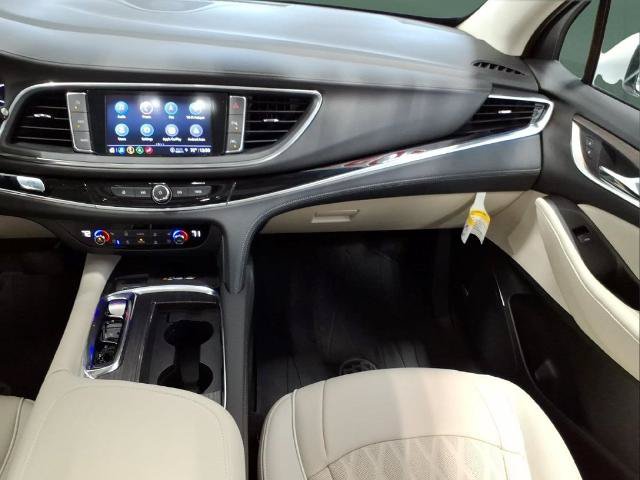 Used 2024 Buick Enclave Avenir w/ Avenir Technology Package AWD/4WD image 14