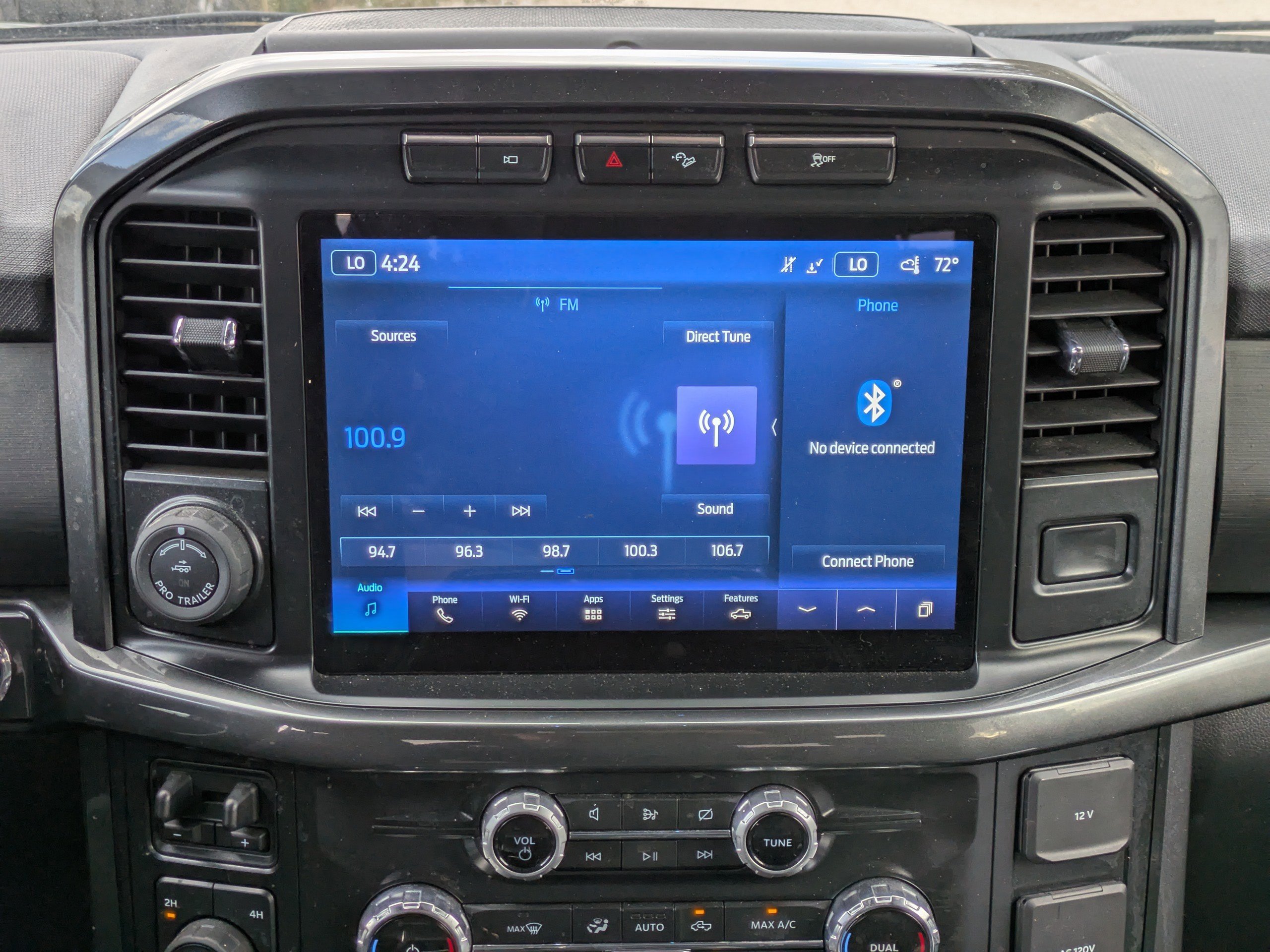 Certified 2022 Ford F150 XLT w/ Equipment Group 302A High image 17