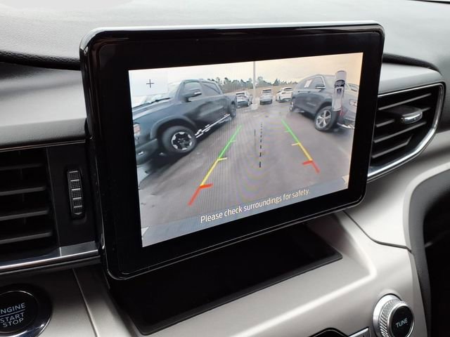 Certified 2022 Ford Explorer XLT w/ Equipment Group 202A image 19