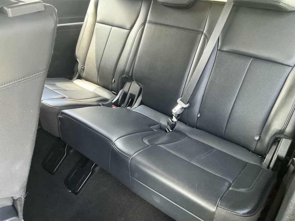 Certified 2024 Ford Expedition Max XLT image 19
