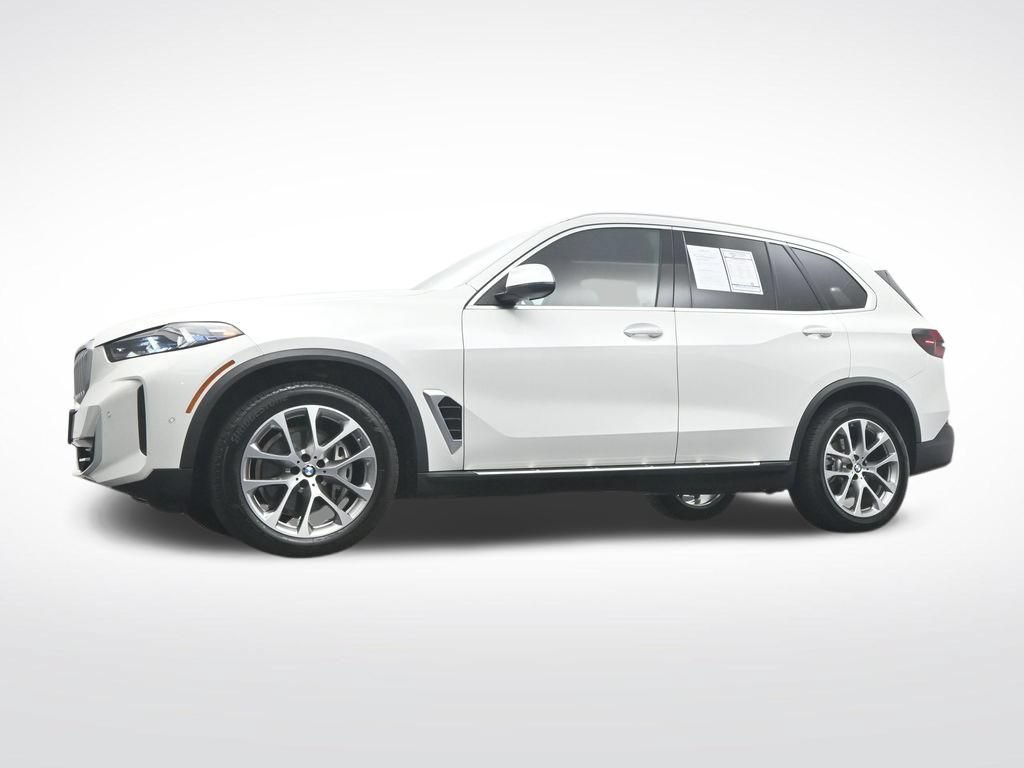 Used 2025 BMW X5 xDrive40i AWD/4WD image 32