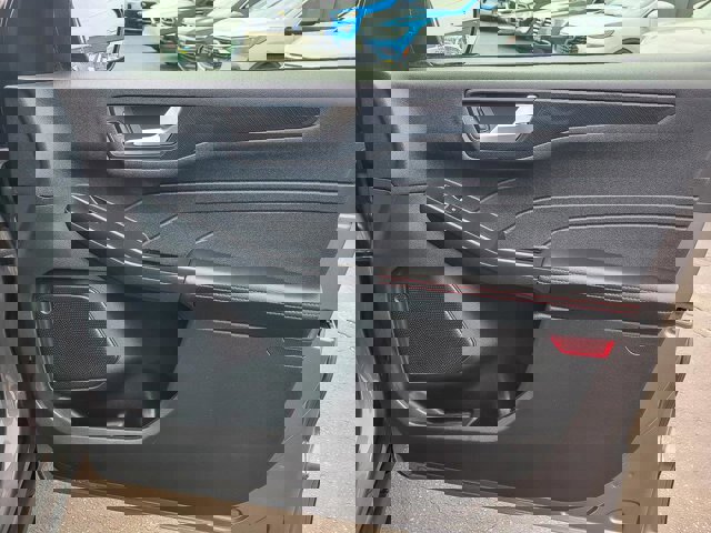 Certified 2025 Ford Escape ST-Line image 28