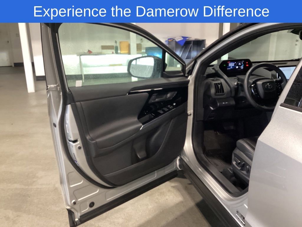 Used 2023 Toyota bZ4X Limited image 10