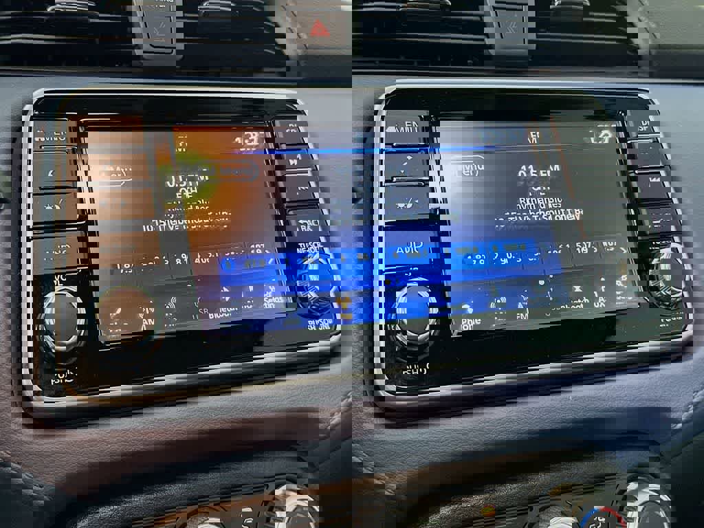 Used 2023 Nissan Versa SV image 19