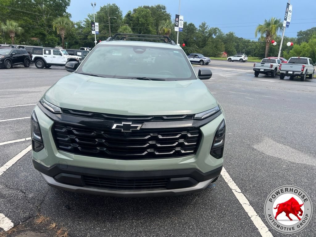 Used 2025 Chevrolet Equinox LT w/ Midnight Edition FWD image 2