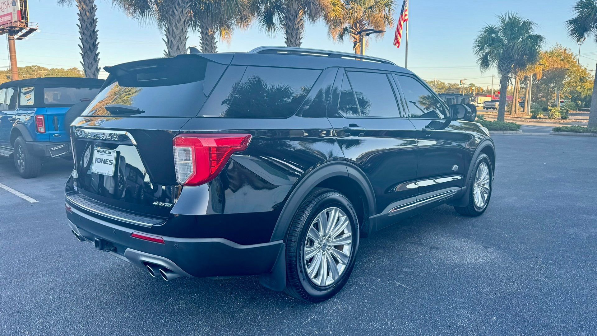 Certified 2021 Ford Explorer King Ranch w/ Premium Technology Package image 10