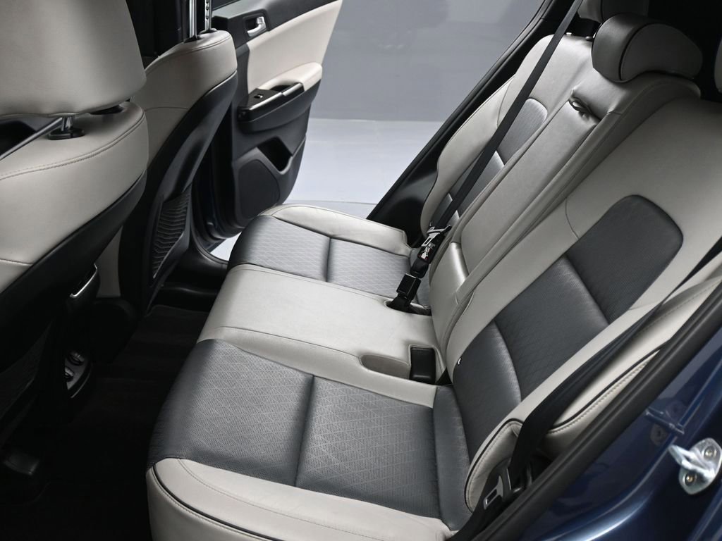 Used 2018 Kia Sportage EX w/ EX Sport Appearance Package image 47