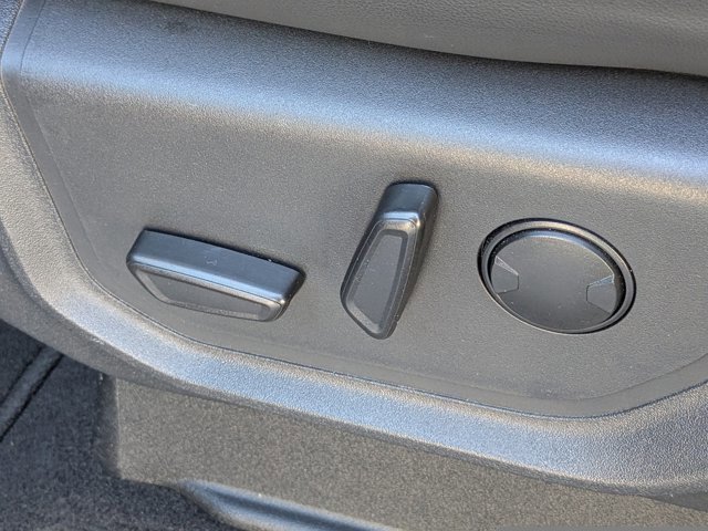 Certified 2024 Ford Expedition XLT image 17