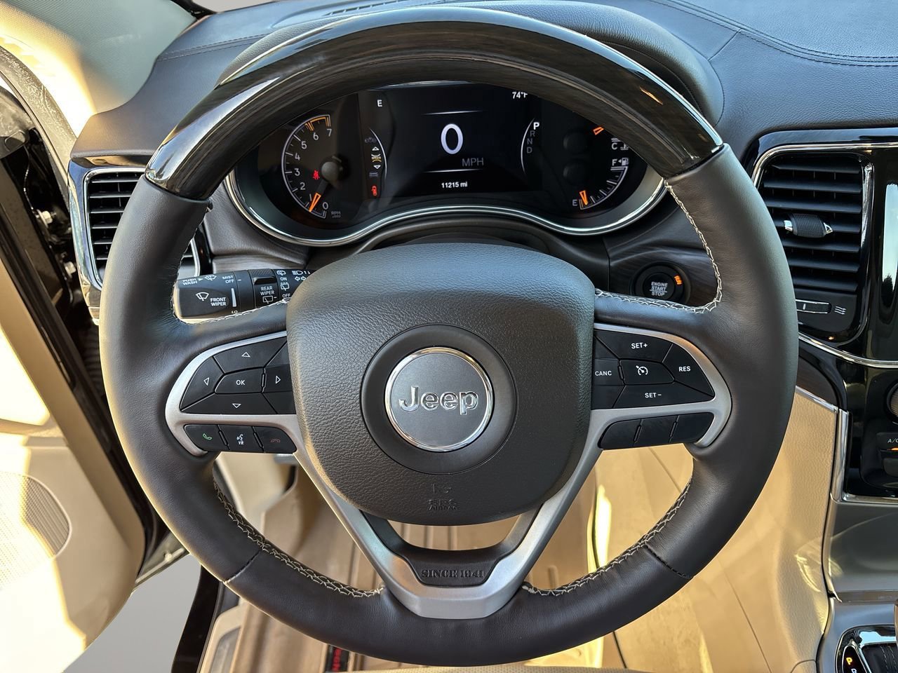 Used 2020 Jeep Grand Cherokee Overland image 37