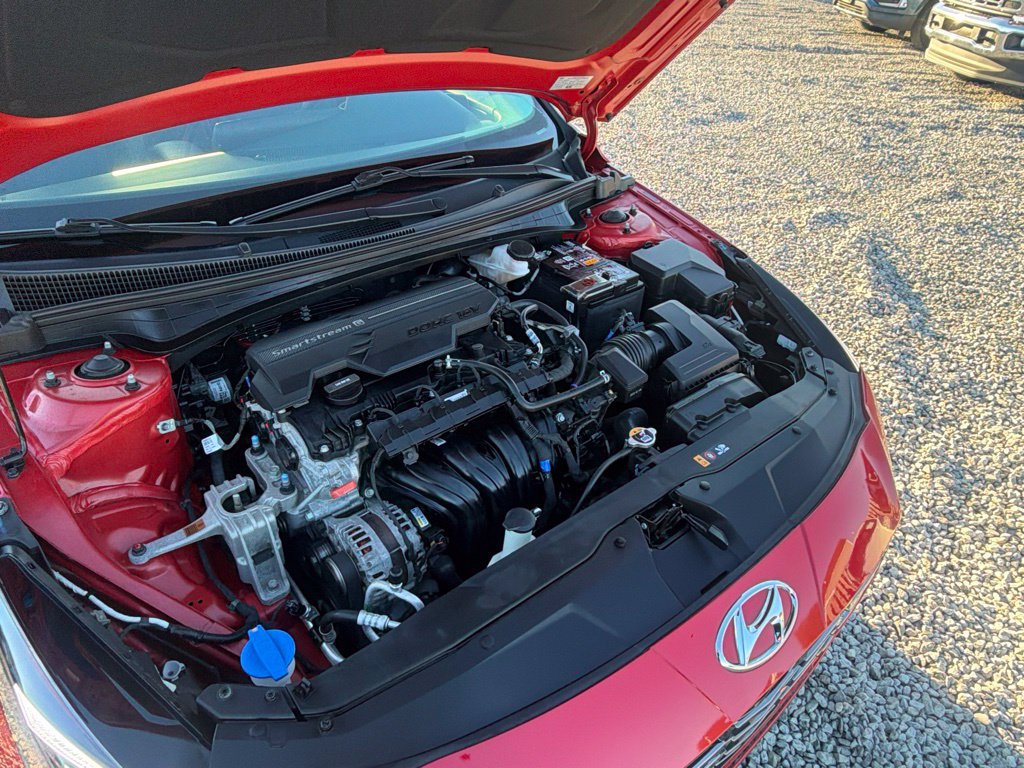 Used 2023 Hyundai Elantra Limited FWD image 19
