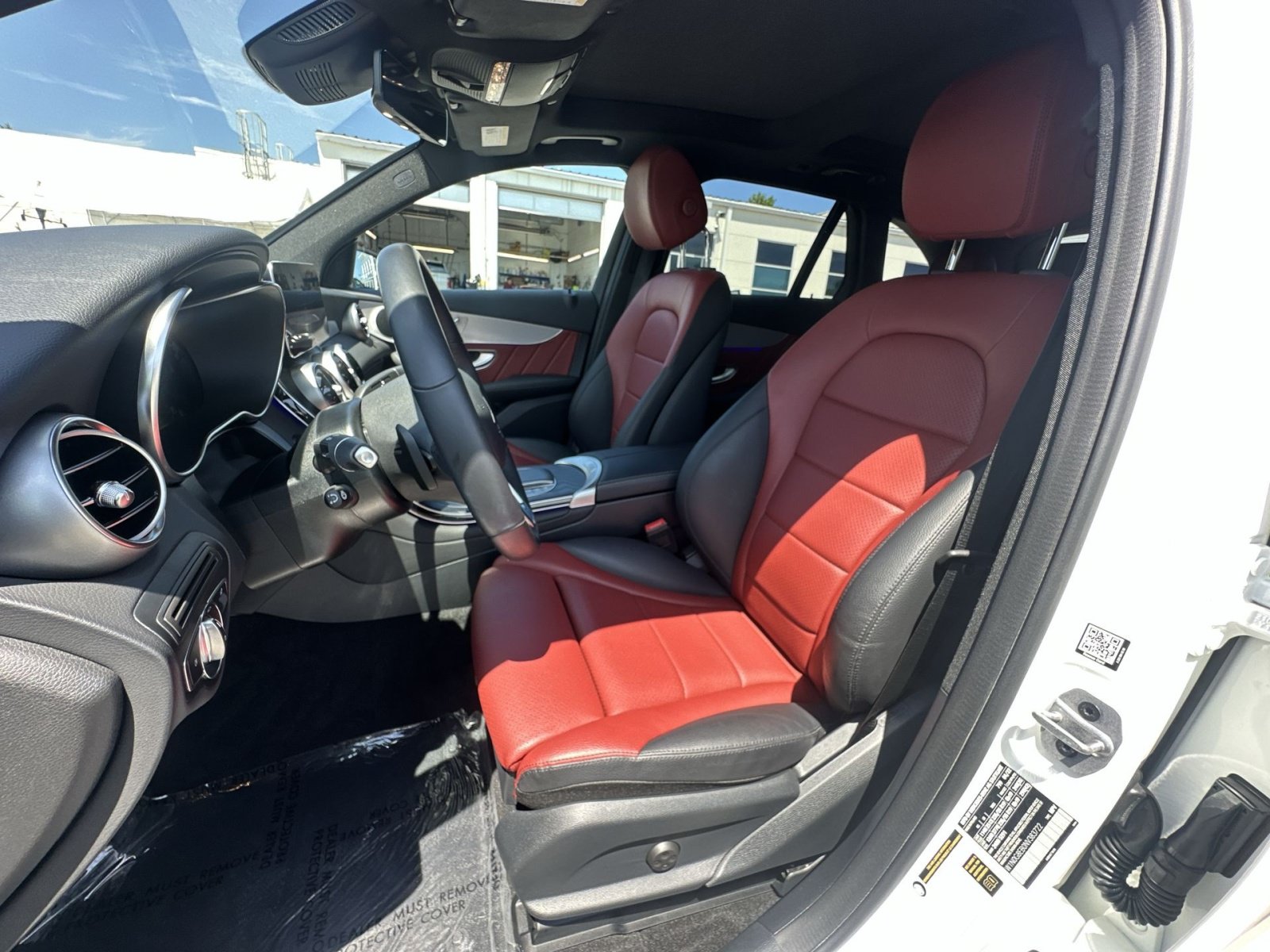 Used 2022 Mercedes-Benz GLC 300 4MATIC image 21
