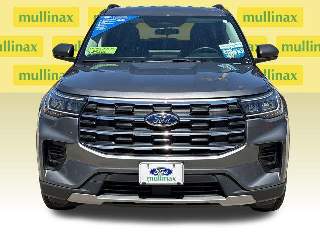 Certified 2025 Ford Explorer Active AWD/4WD image 26