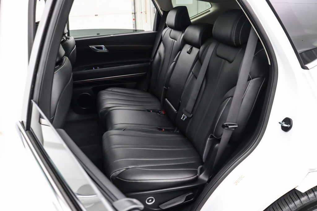 Used 2024 Genesis GV80 3.5T image 25