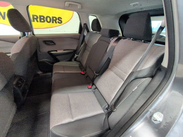 Used 2022 Nissan Rogue S AWD/4WD image 23
