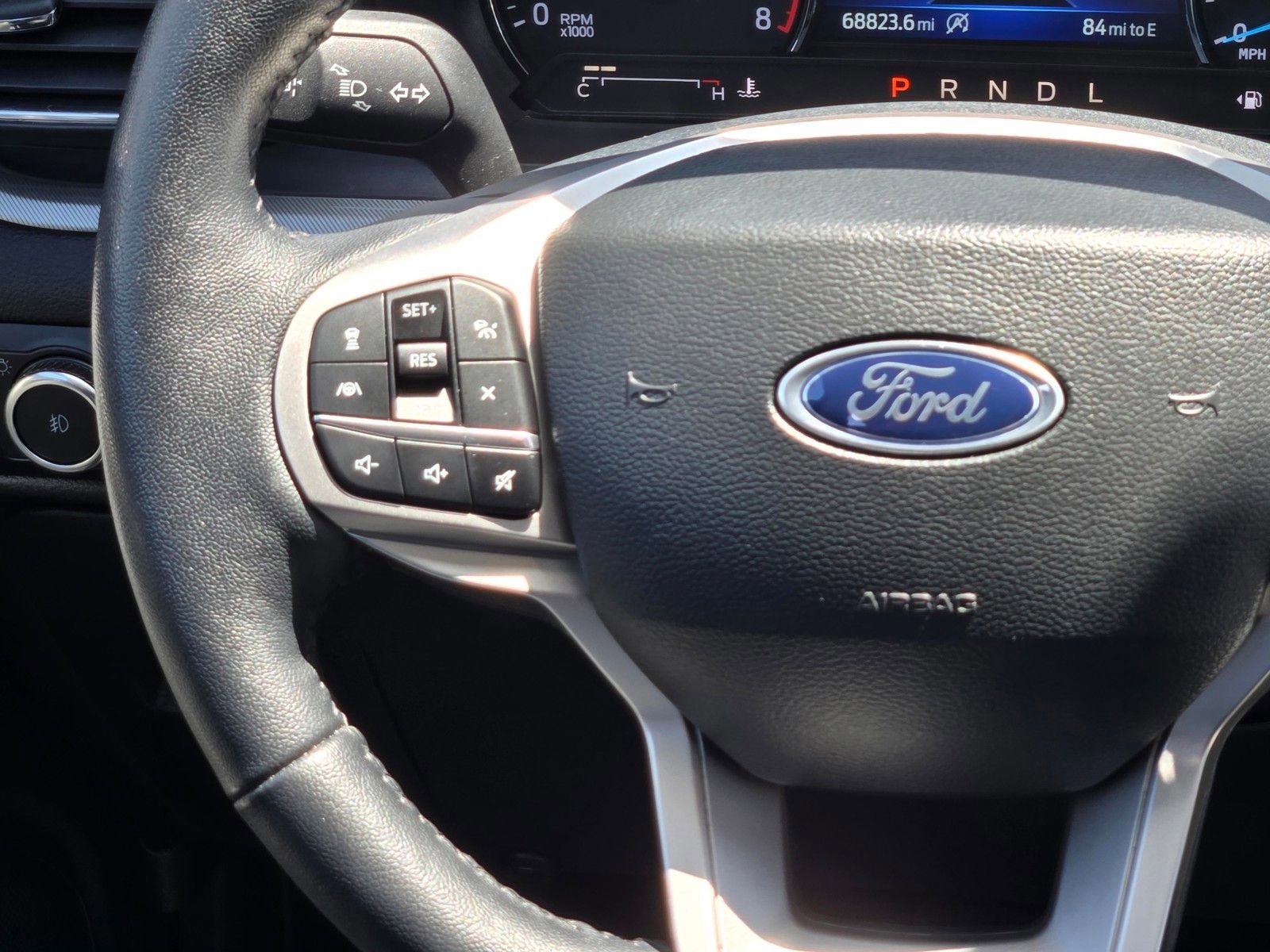 Certified 2023 Ford Explorer XLT w/ Equipment Group 202A AWD/4WD image 17
