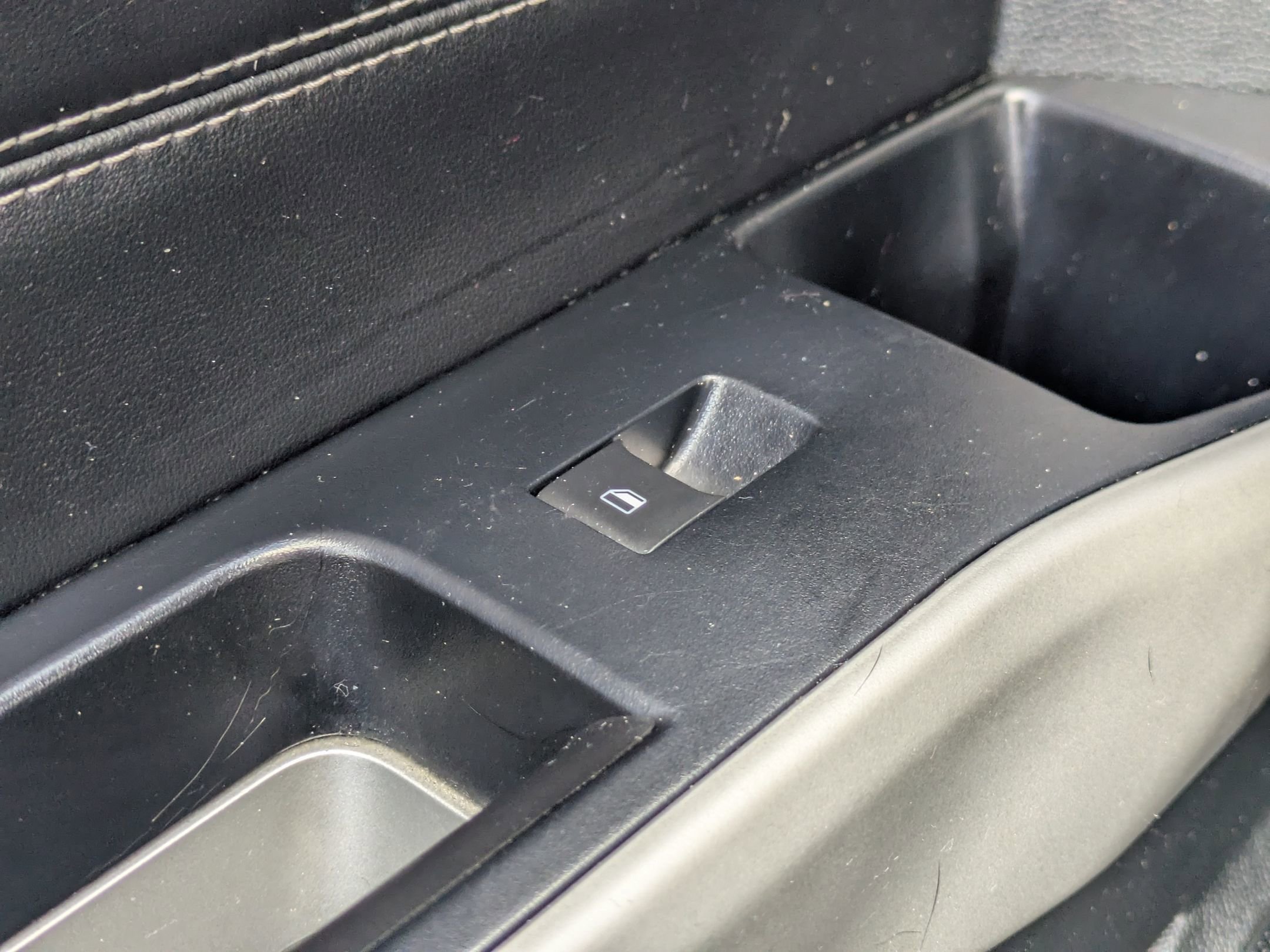 Certified 2021 Ford Explorer XLT image 25