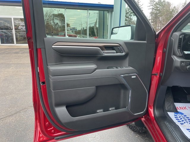 Used 2023 Chevrolet Silverado 1500 RST w/ Convenience Package II image 16