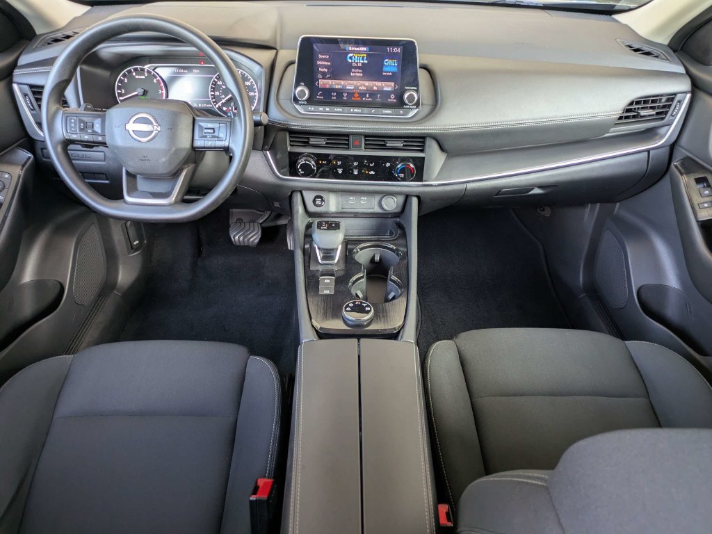 Used 2025 Nissan Rogue S AWD/4WD image 15